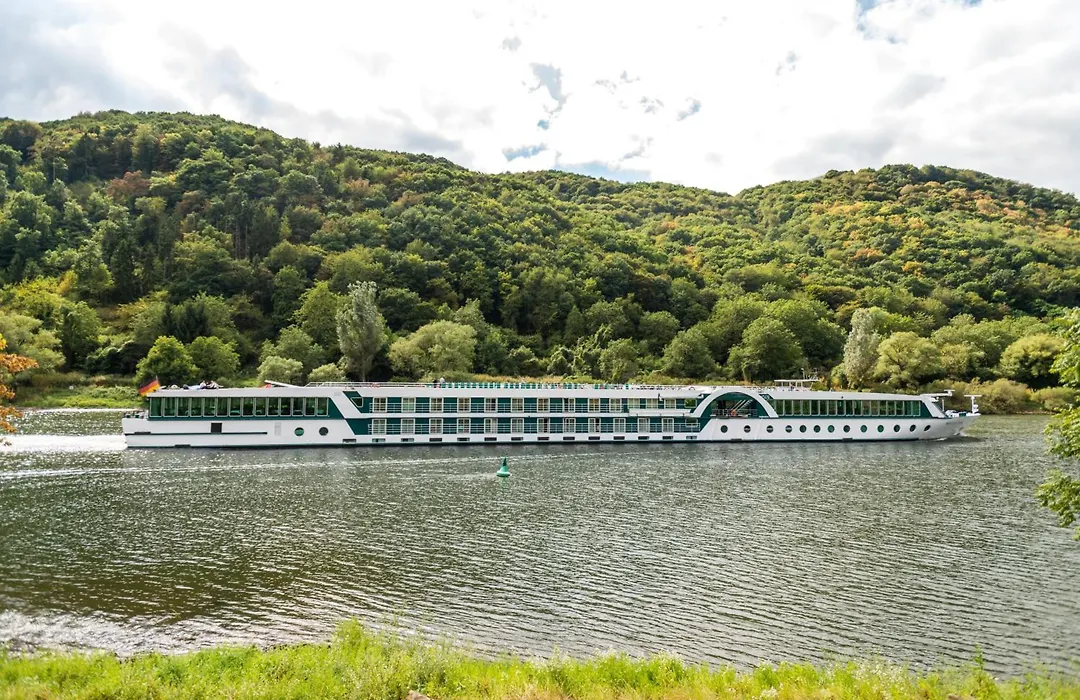 Moselromantik-Hotel zum Löwen-1