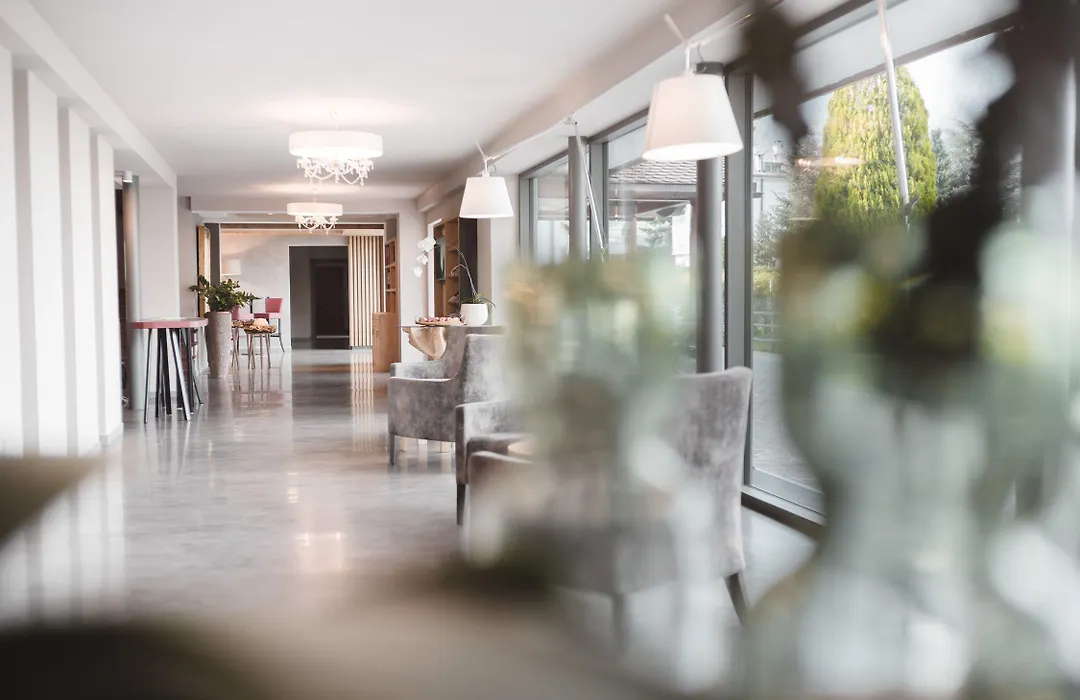 Hotel Tiefenbrunn Gardensuites&Breakfast-1