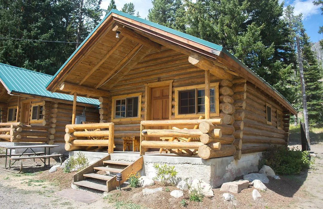 Silver Gate Lodging-1