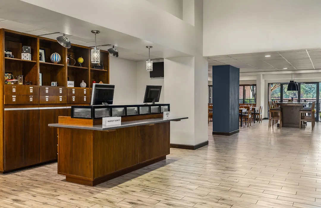 Four Points By Sheraton Greensboro Airport-1