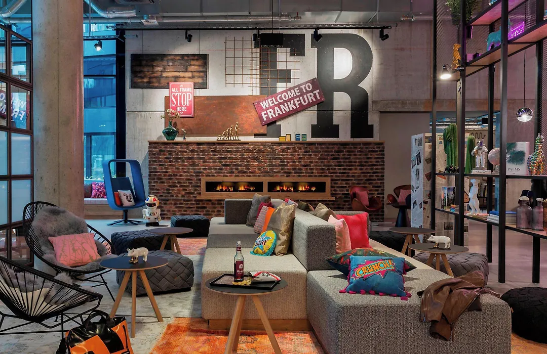 Moxy Frankfurt City Center-1