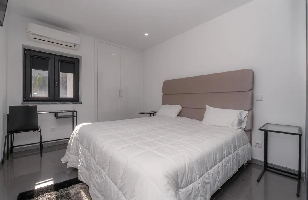 Ergosuites-1