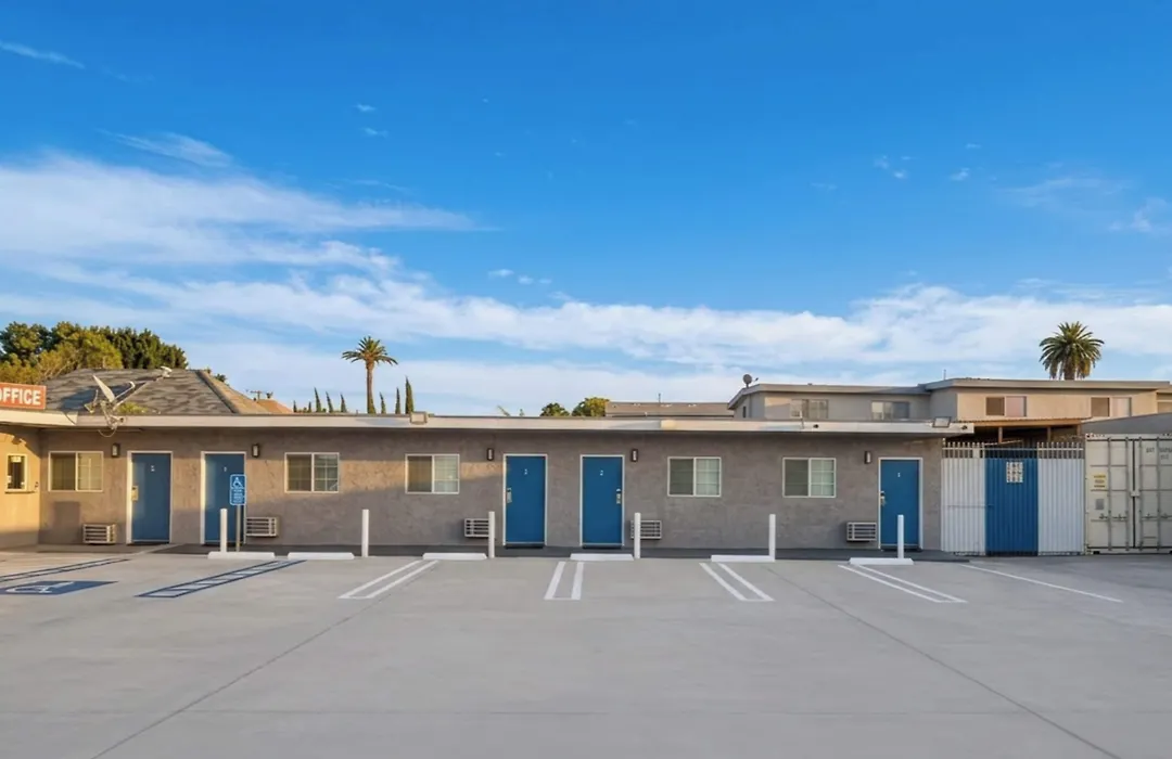 Sand Piper Motel South Central Los Angeles-1