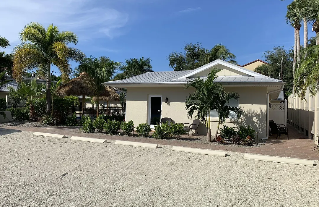 Twin Palms At Siesta-1