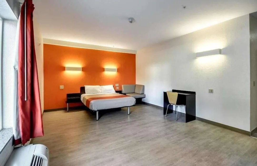 Motel 6-Allentown, Pa-1
