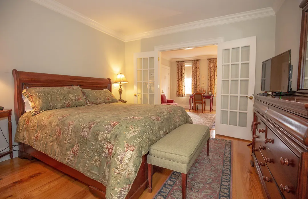 Compass Rose Inn-1
