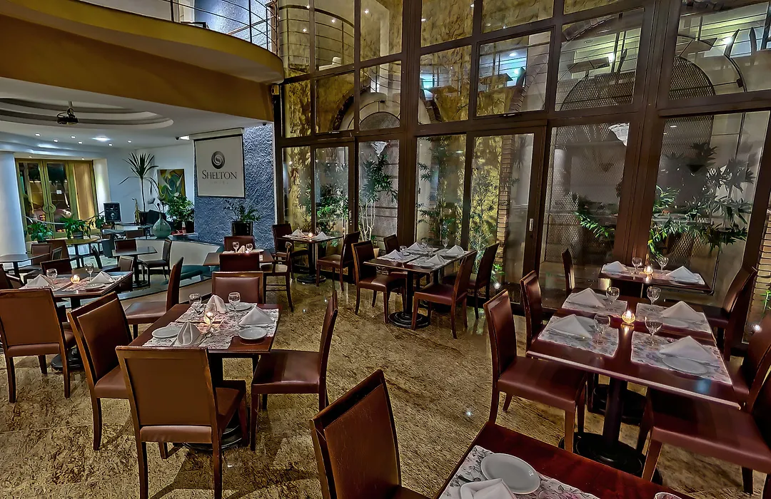 Hotel Shelton-1
