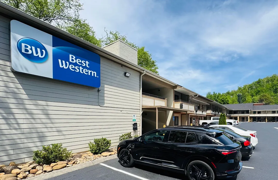 Best Western Johnson'S Inn Downtown Gatlinburg-1