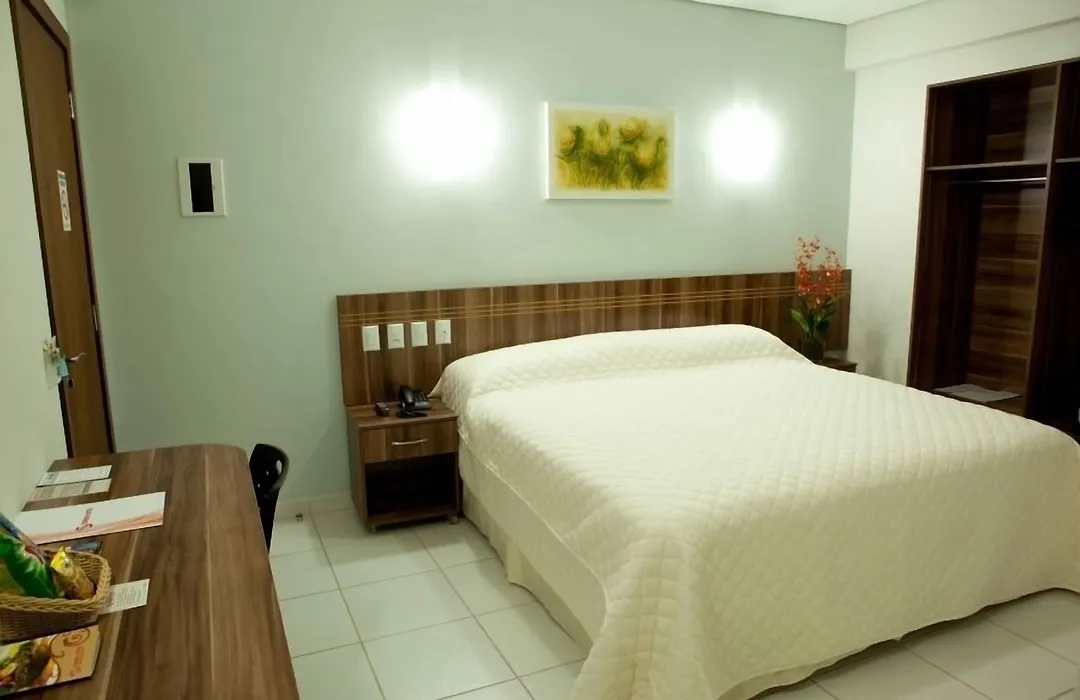 Serras Hotel-1
