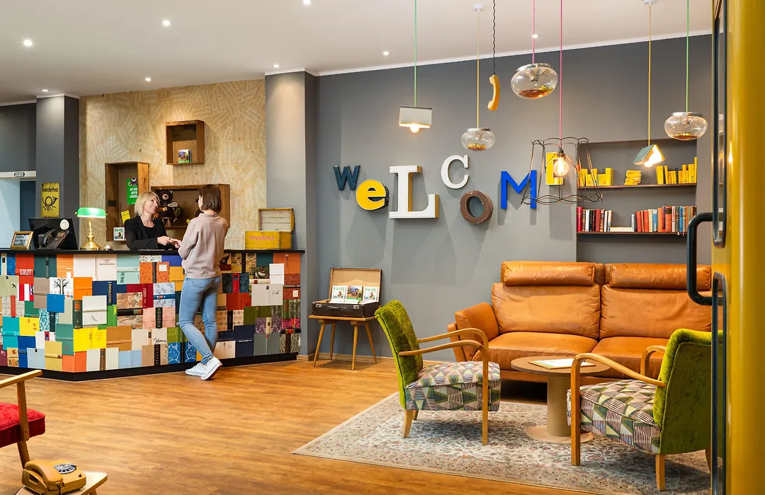 Tinytwice Hotel Bonn-1