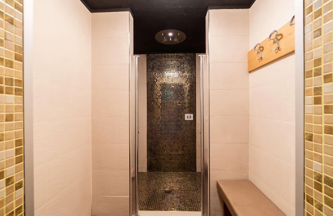 Best Western Plus Hotel Perla Del Porto-1