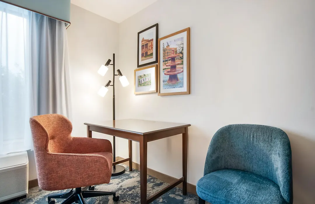 Hampton Inn Uvalde-1