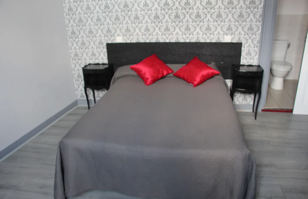 Hotel Au Chapon Fin-1