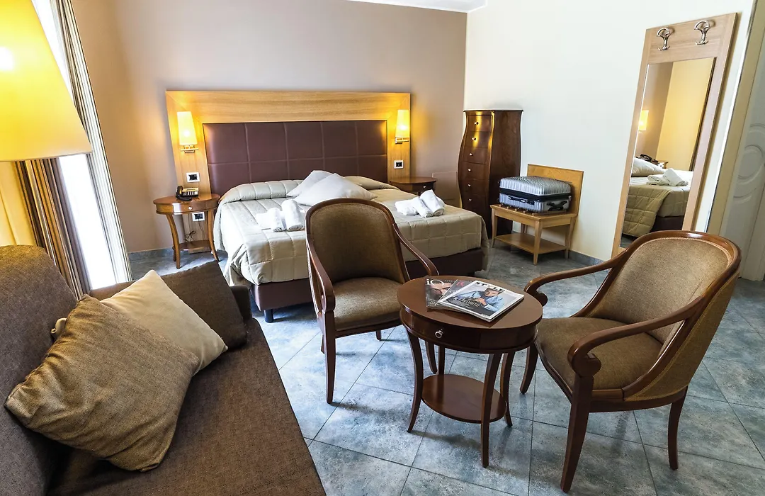 Hotel Villa Tirreno-1