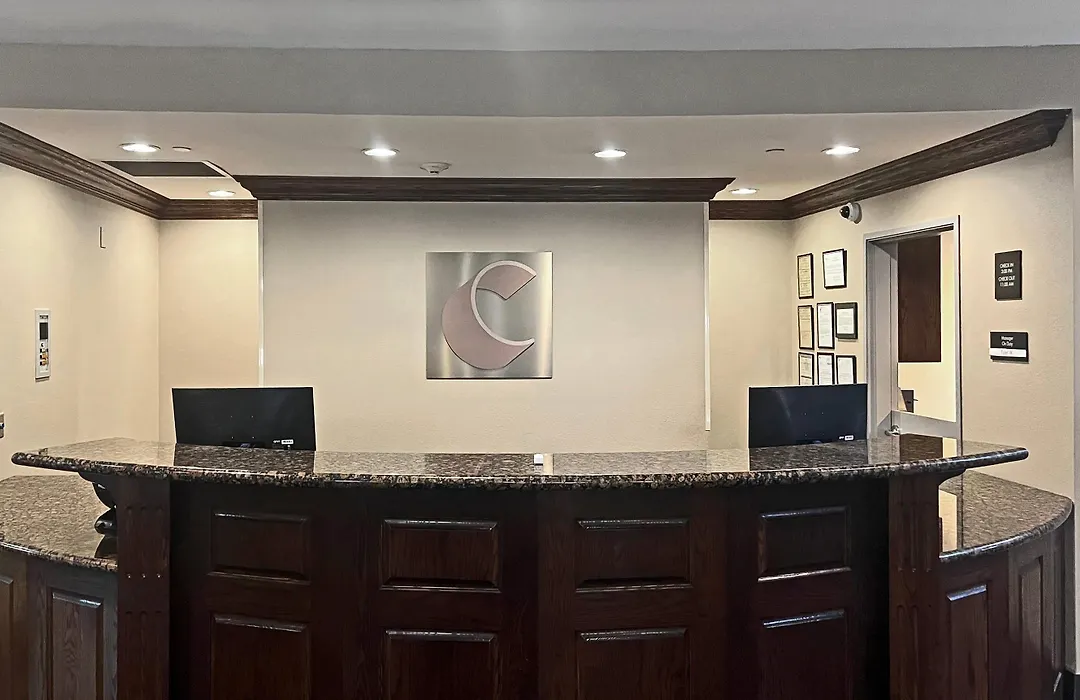 Comfort Suites Oshkosh West-1