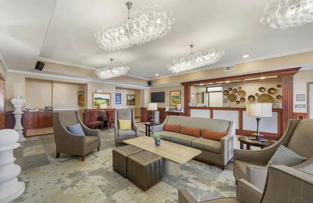 Best Western Plus Butterfield Inn-1