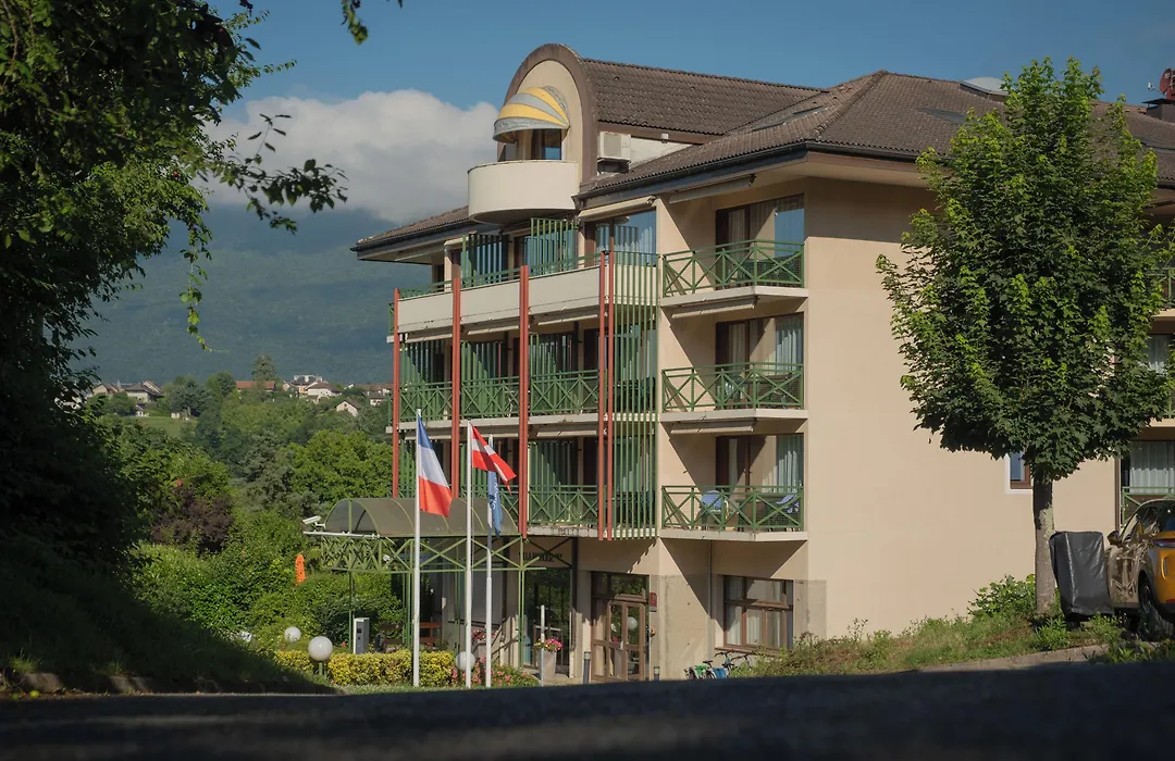 Hotel ***&Spa Vacances Bleues Villa Marlioz-1