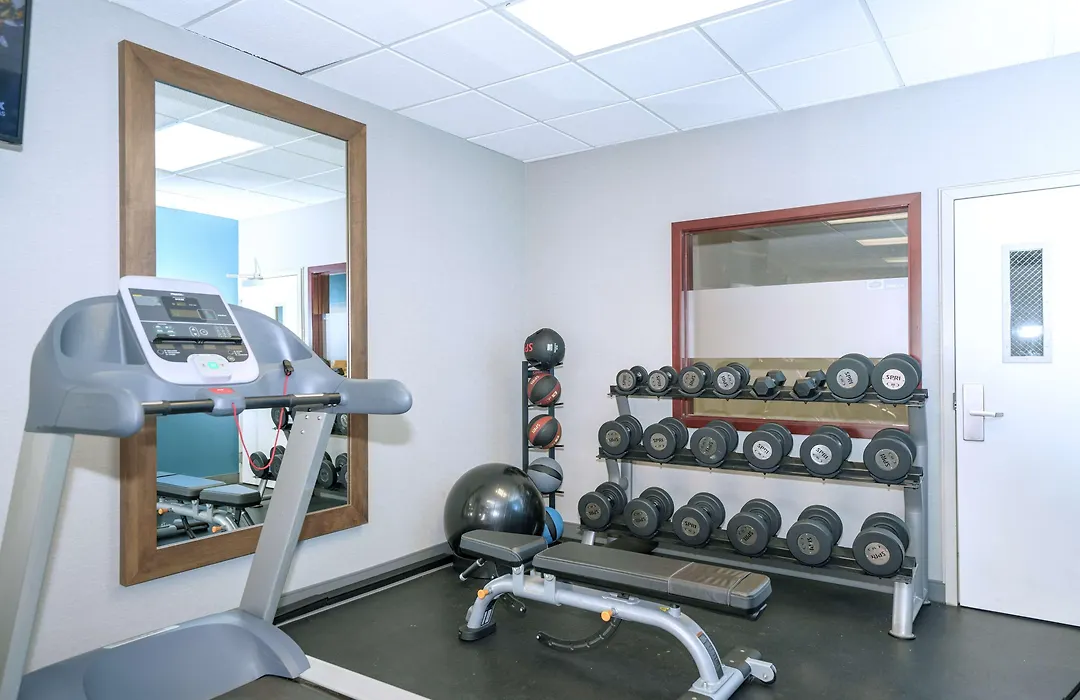 Hampton Inn Hays-North Of I-70-1