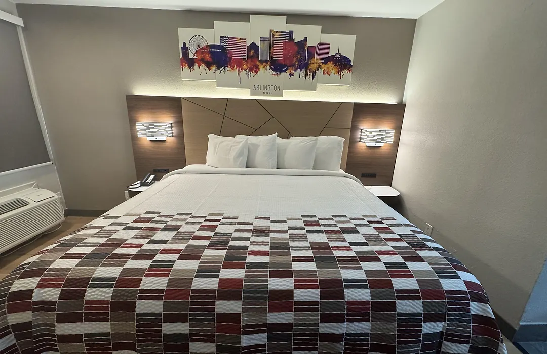 Red Roof Inn Arlington - Entertainment District-1
