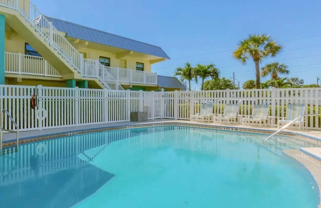 Tuckaway Shores Resort-1