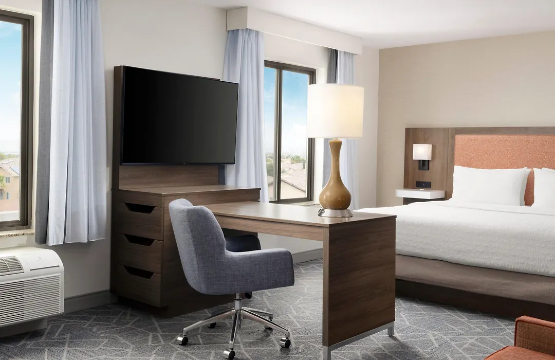 Hampton Inn & Suites Las Vegas-Red Rock/Summerlin-1