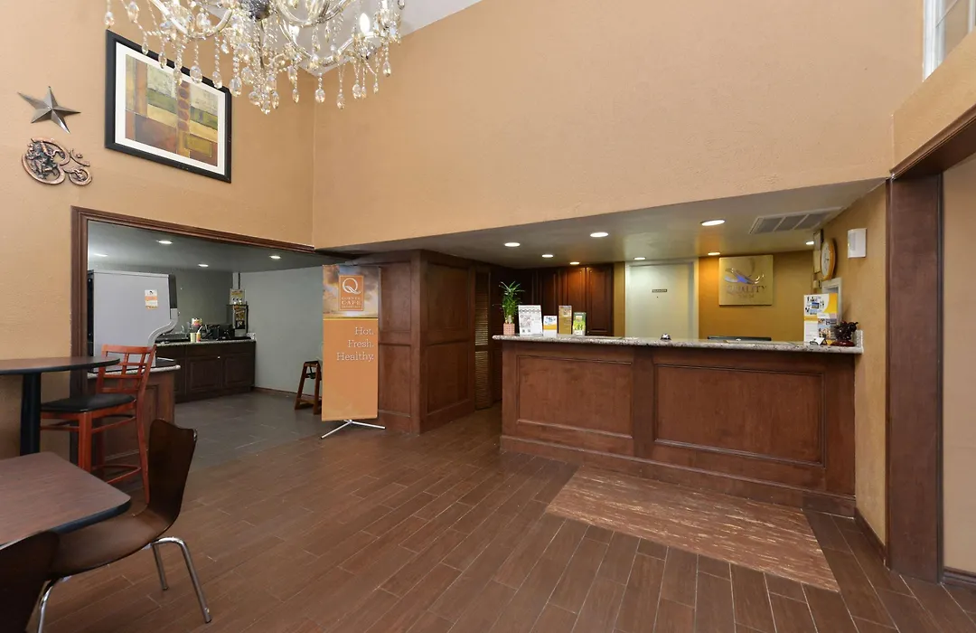 Quality Inn Gonzales-1