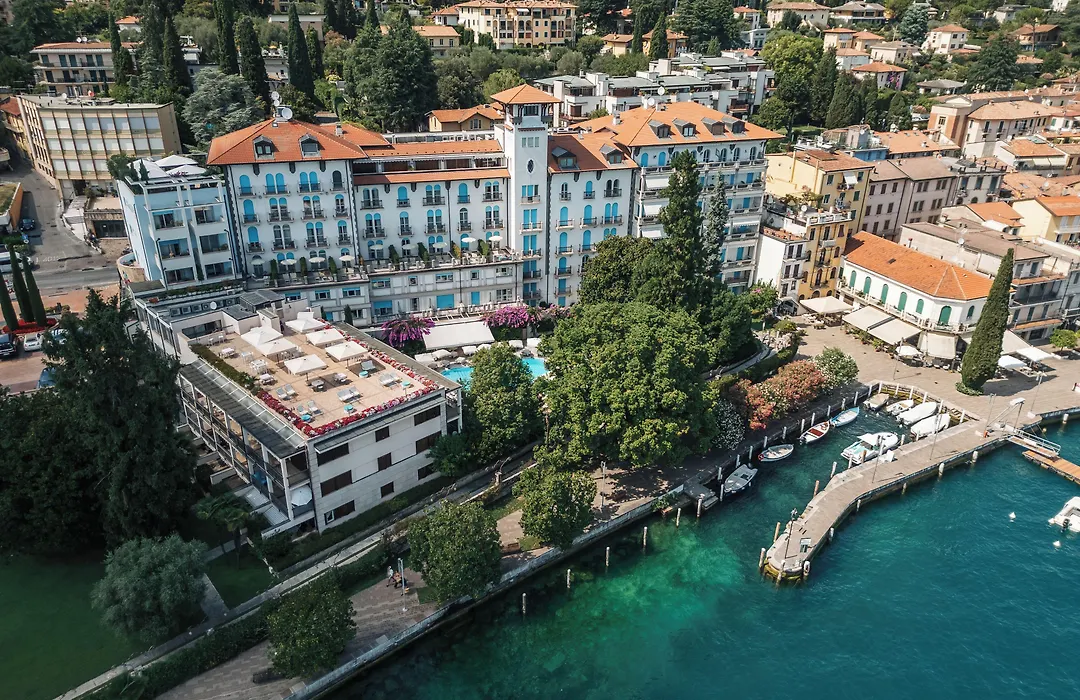 Hotel Savoy Palace-1