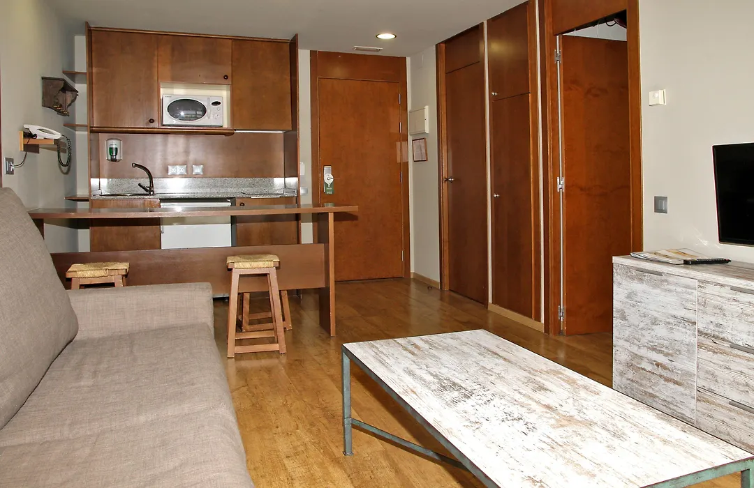 Aparthotel La Vall Blanca-1