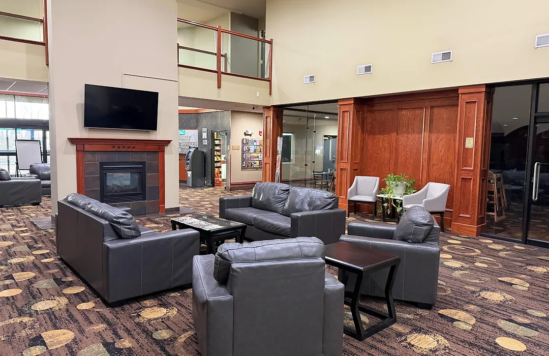 Quality Inn & Suites Hannibal West-1