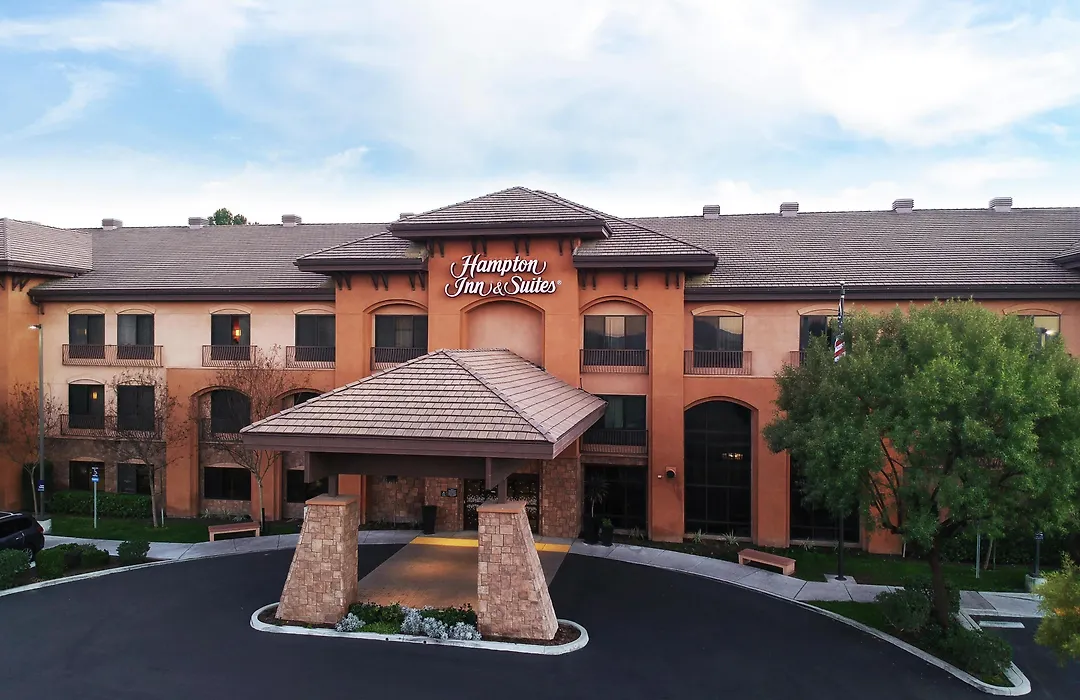 Hampton Inn & Suites Temecula-1