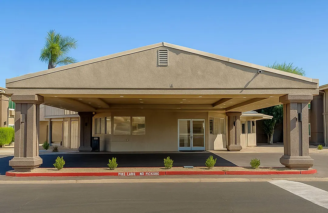 Ramada By Wyndham Merced-1