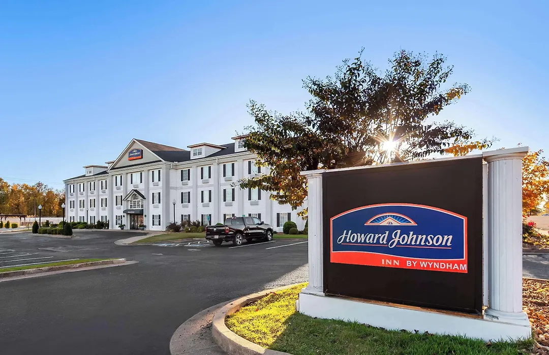 Howard Johnson By Wyndham Jackson-1