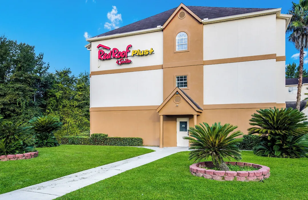 Red Roof Inn Plus+ & Suites Savannah - I-95-1