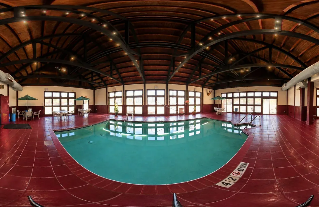 Coratel Inn & Suites By Jasper Black River Falls, Wi-1