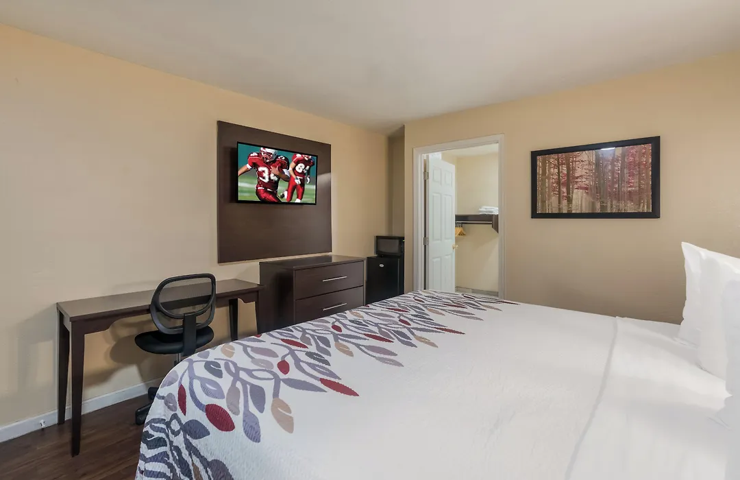 Red Roof Inn Stockton-1