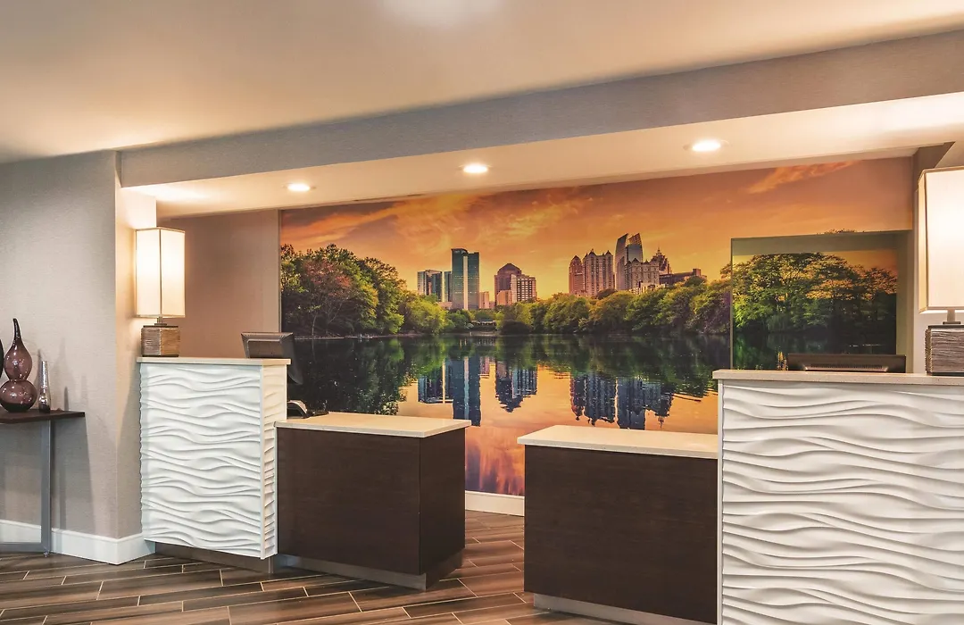La Quinta By Wyndham Atlanta Perimeter Medical-1