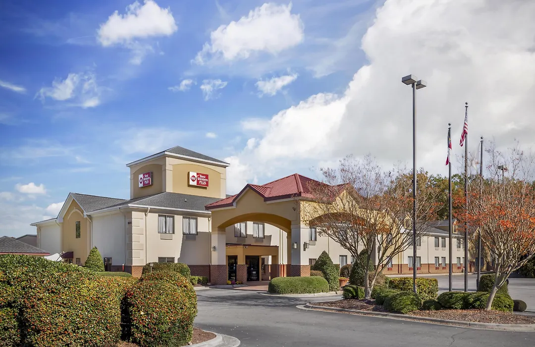Best Western Plus Suites Greenville-1
