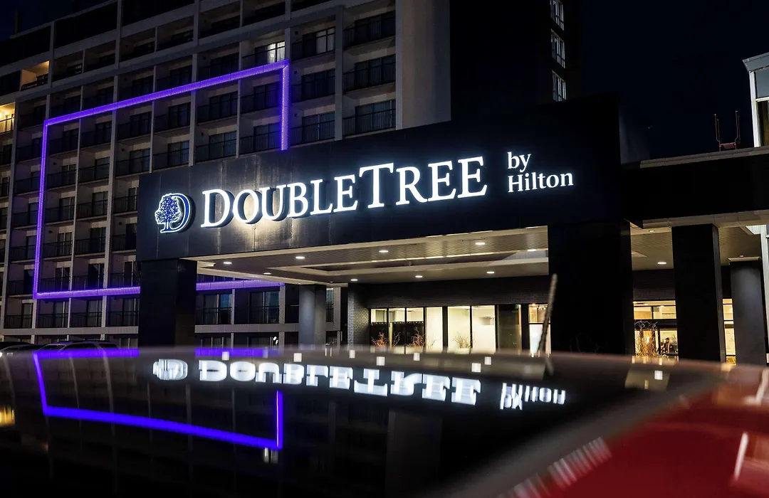 Doubletree By Hilton Calgary North-1