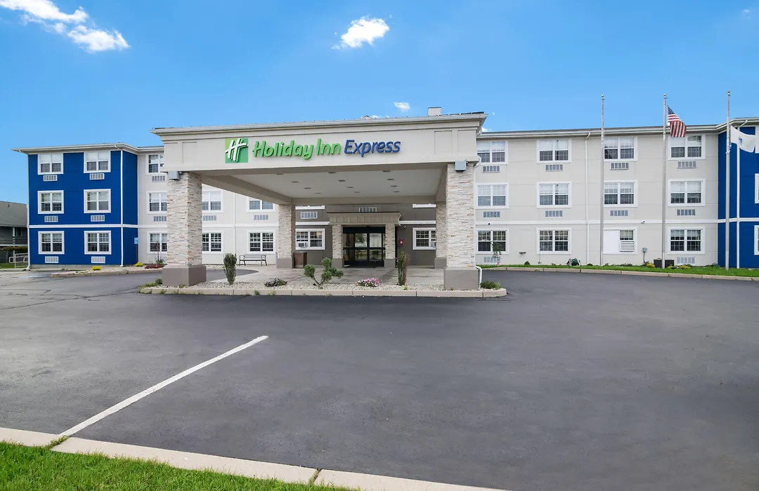 Holiday Inn Express - Plymouth By Ihg-1