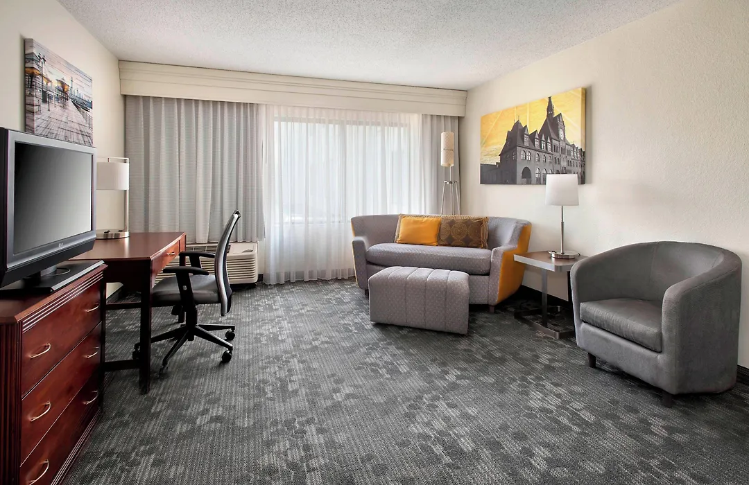 Courtyard By Marriott Princeton-1