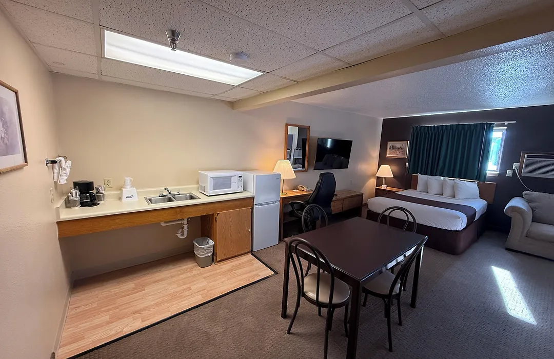 Americas Best Value Inn Torrington-1