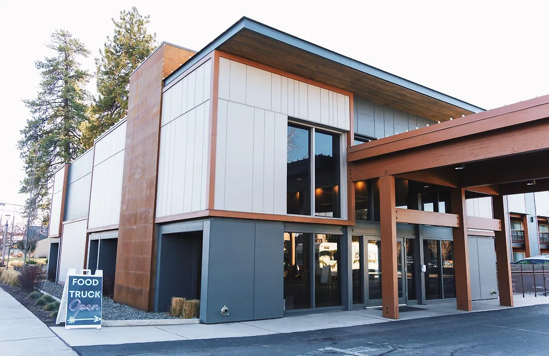 Waypoint Hotel-1