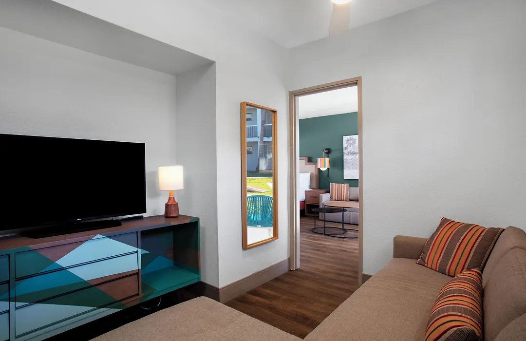 The Beachcomber St. Pete Beach Resort & Hotel-1