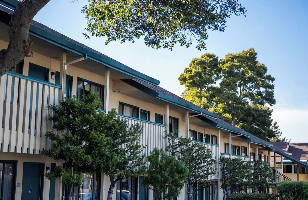 Scottish Fairway Inn-1