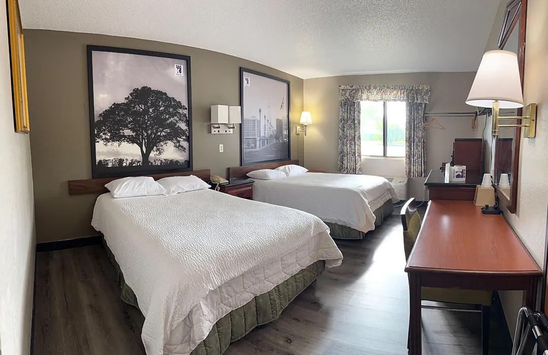 Knights Inn Hartford-1