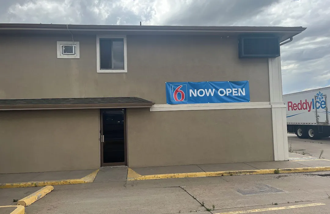 Studio 6 Limon, Co I 70-1