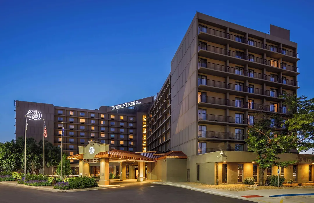 Doubletree By Hilton Hotel Denver-1