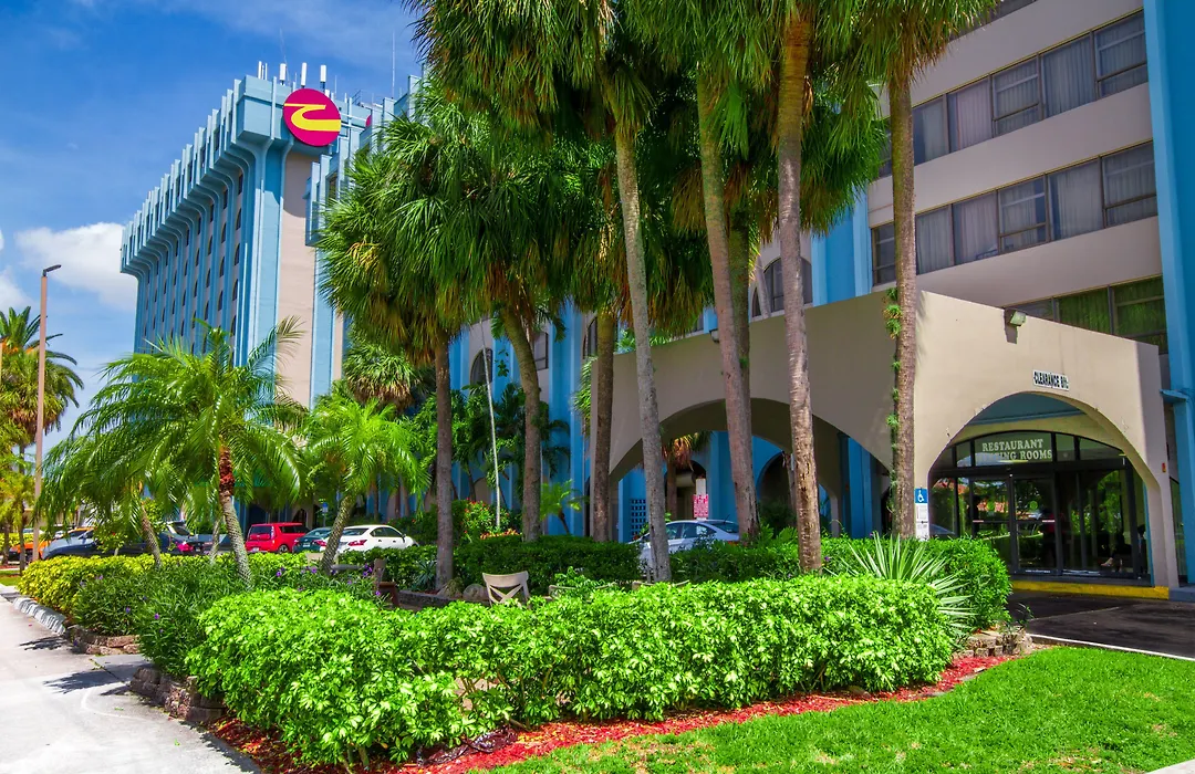 Clarion Inn & Suites Miami International Airport-1