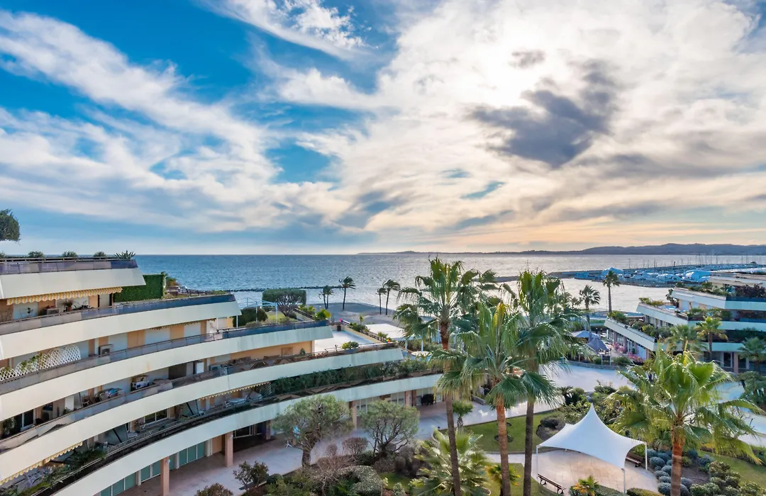 Holiday Inn Nice - Port St Laurent By Ihg-1
