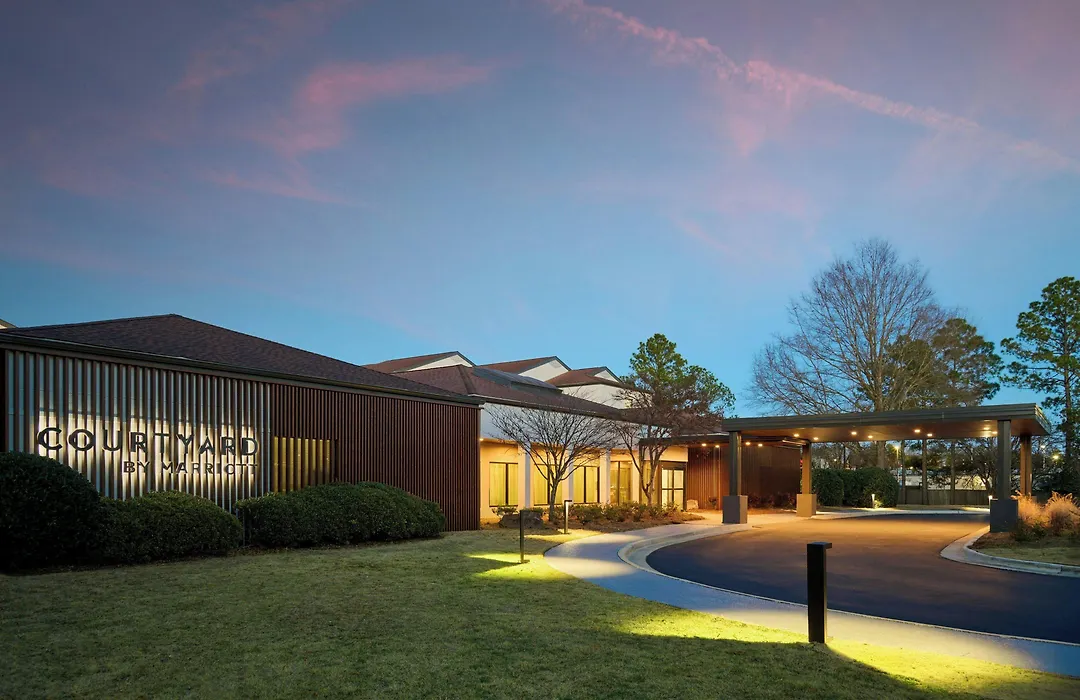 Courtyard By Marriott Huntsville University Drive-1